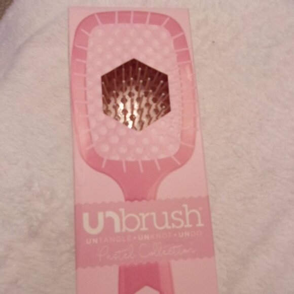 UNbrush Detangler Hair Brush Pastel Collection - Picture 1 of 5
